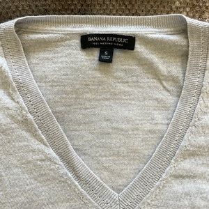 Banana Republic 100% Merino Wool Sweater